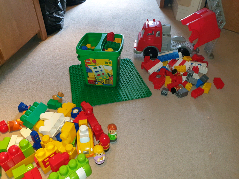 mega bloks figures toddlers
